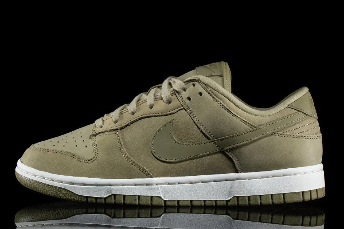 Women's Dunk Low Premium sold by Premier
