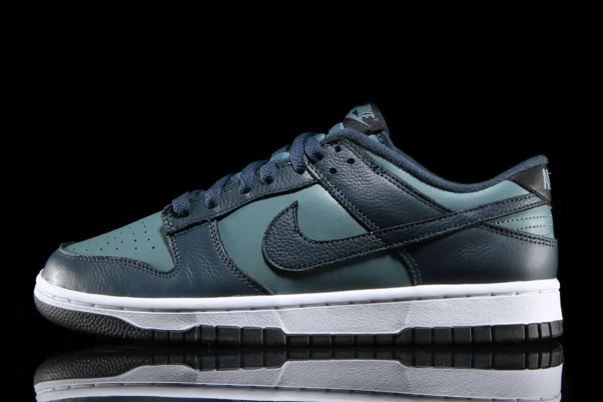 Dunk Low Retro Premium sold by Premier