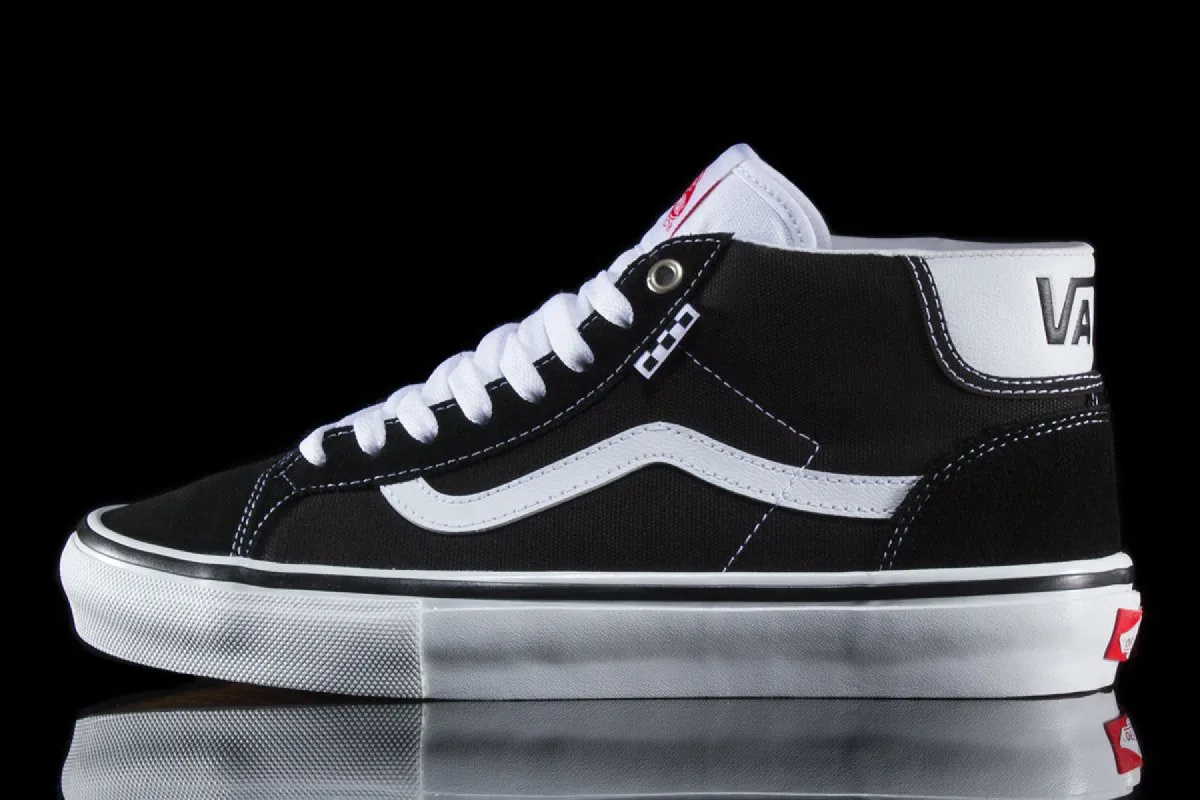Skate Mid Skool sold by Premier
