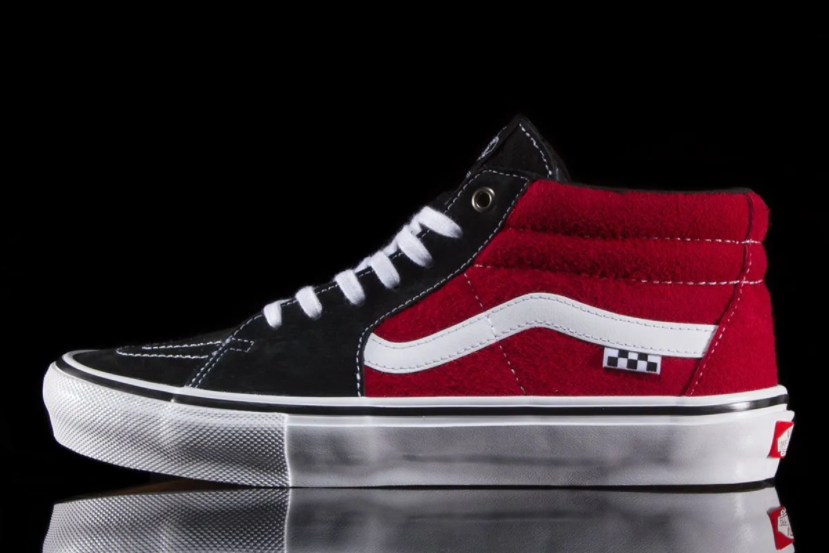 Skate Grosso Mid sold by Premier