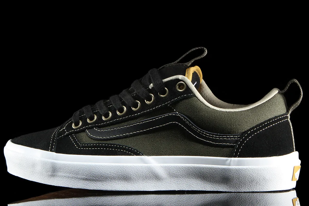 Skate Old Skool 36+ sold by Premier