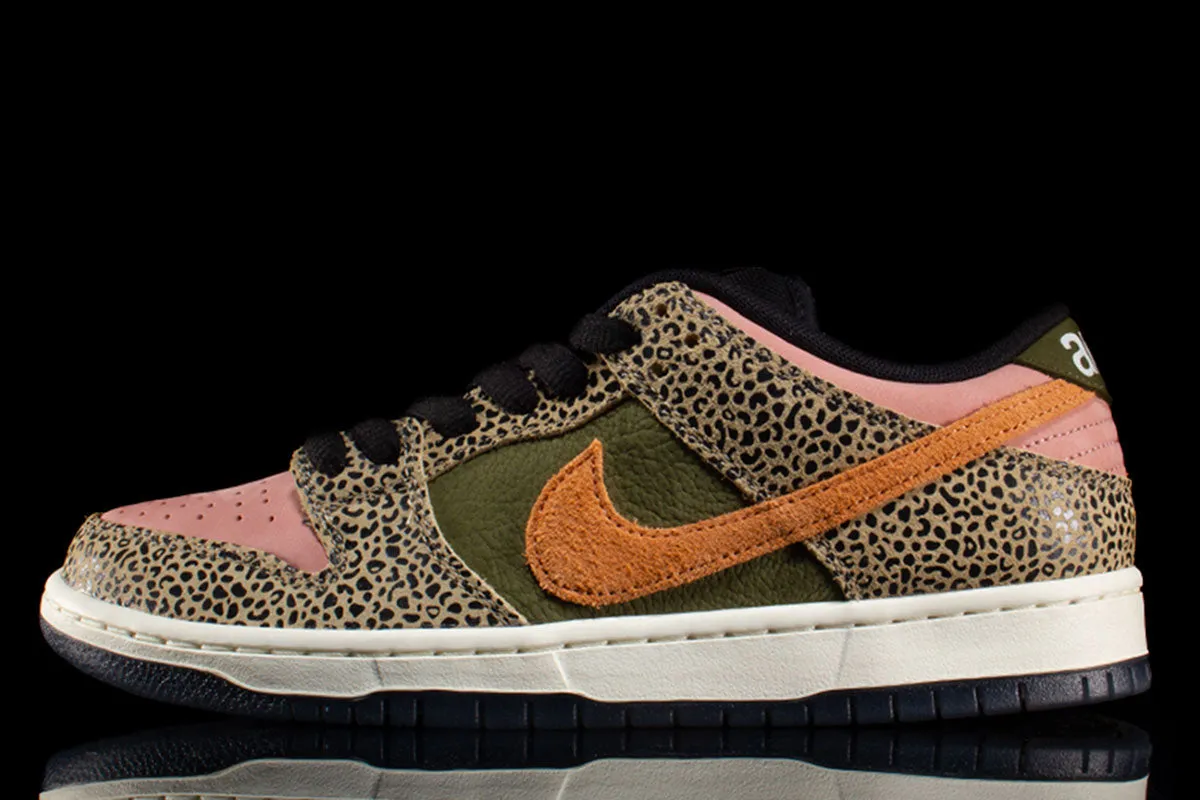 Dunk Low Pro x Arts-Rec sold by Premier
