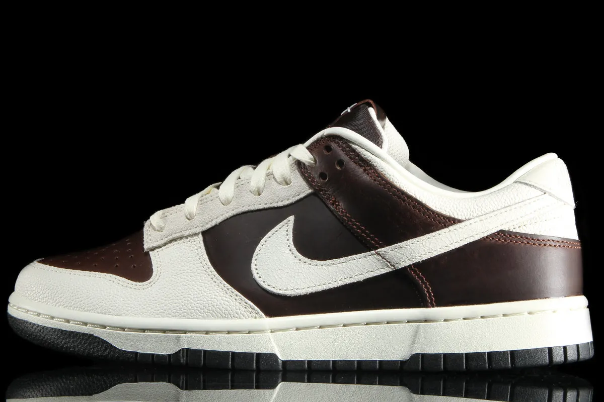 Dunk Low Retro sold by Premier