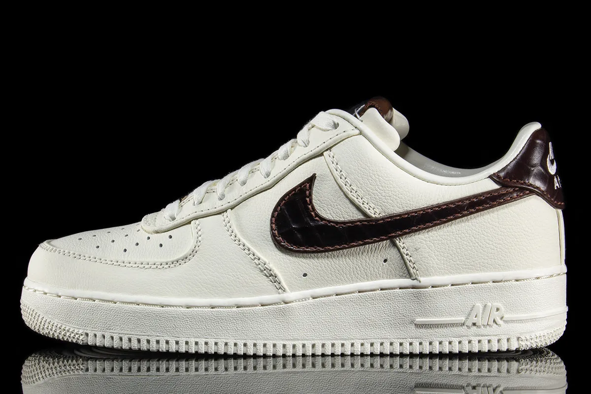 Air Force 1 '07 sold by Premier