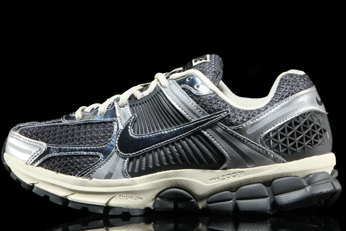 Zoom Vomero 5 sold by Premier