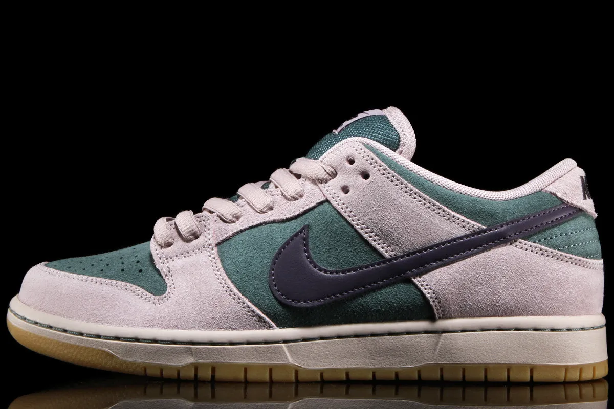 Dunk Low Pro made by Premier