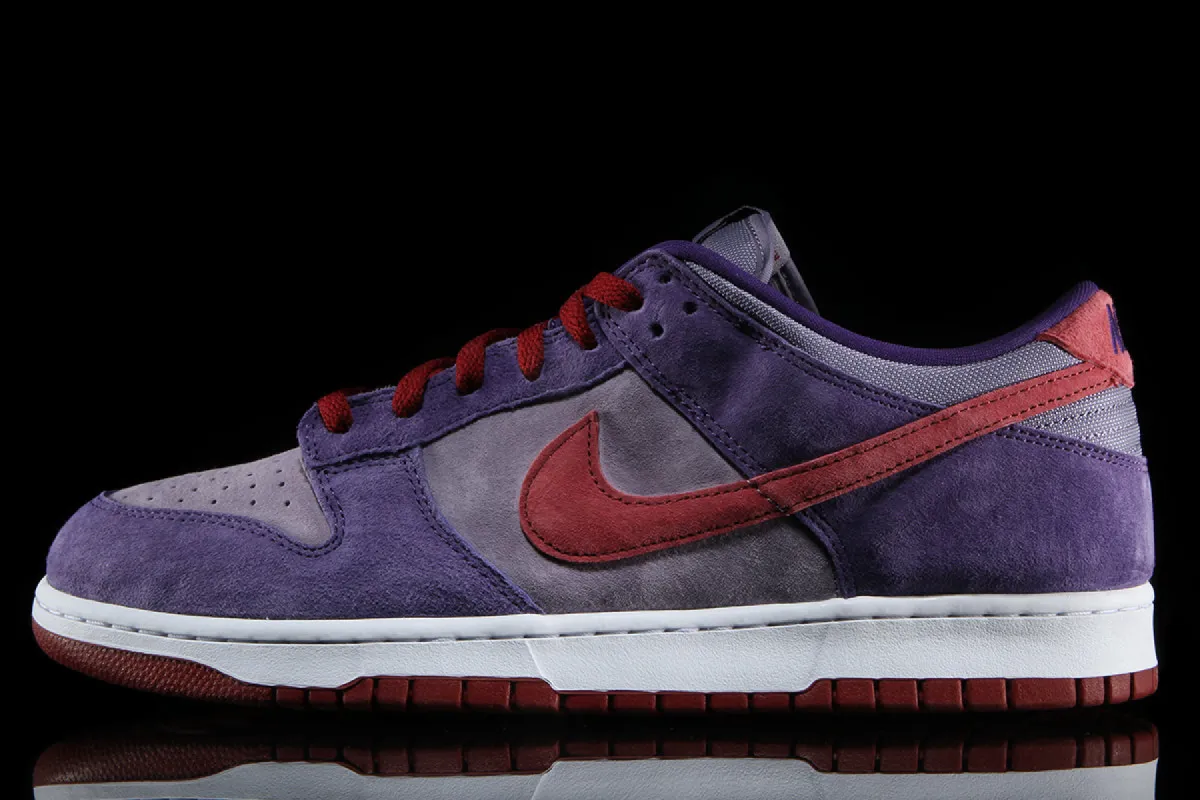 Dunk Low sold by Premier