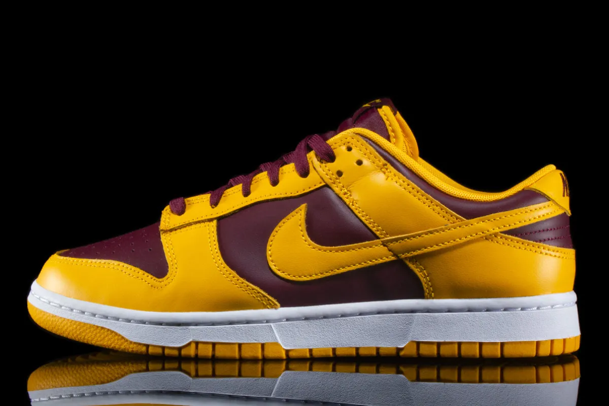 Dunk Low Retro sold by Premier