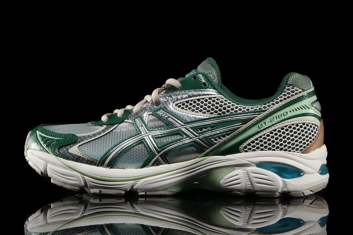GT-2160 x Above The Clouds made by Asics