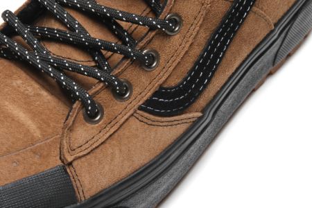 Sk8-Hi MTE-2 sold by Premier