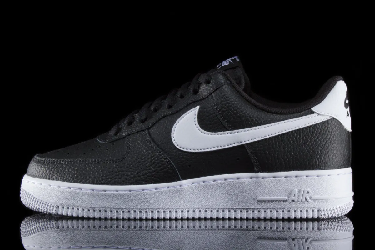 Air Force 1 '07 sold by Premier
