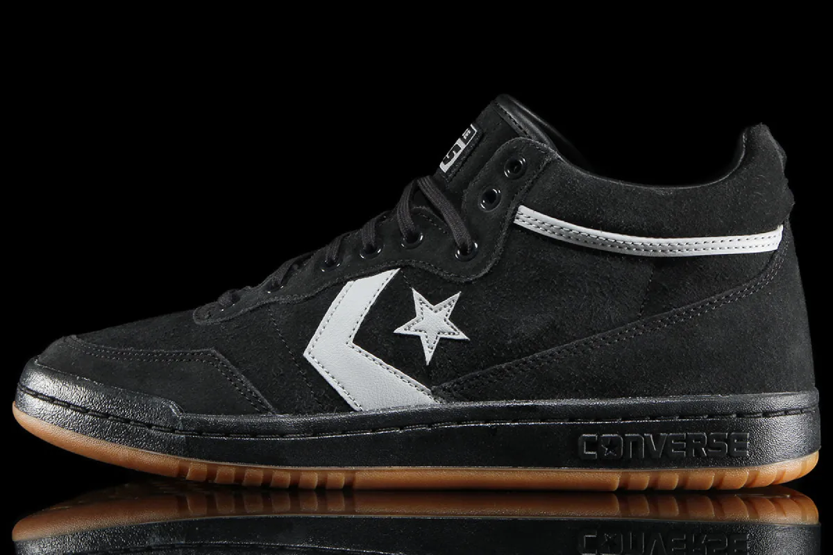 Fastbreak Pro Mid made by Converse