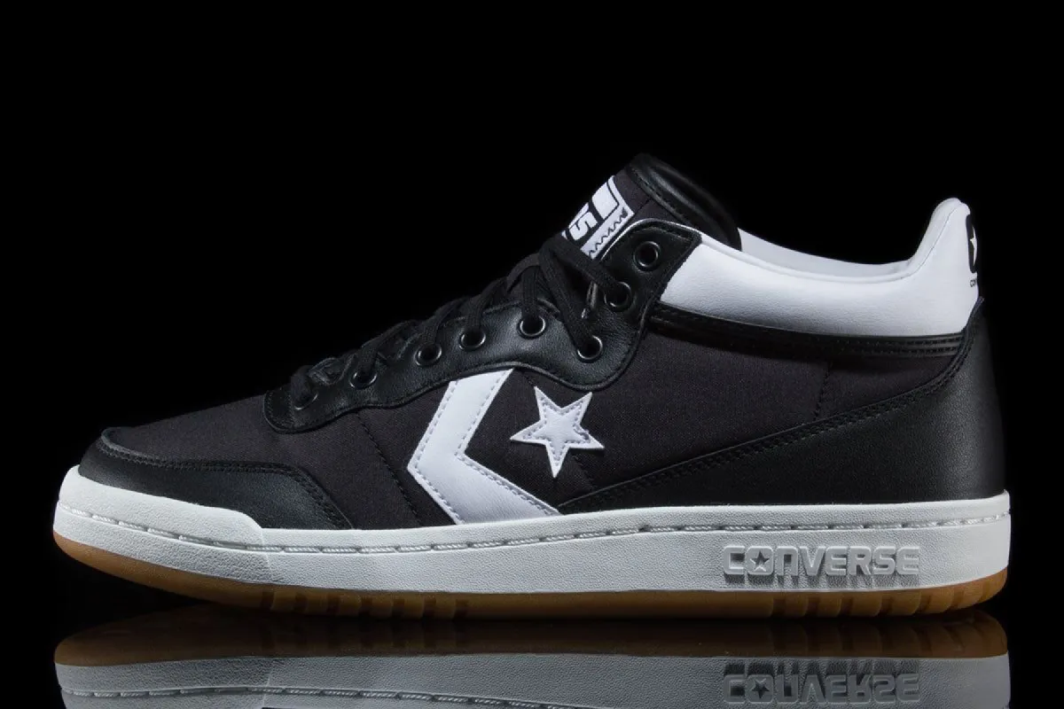 Fastbreak Pro Mid made by Converse