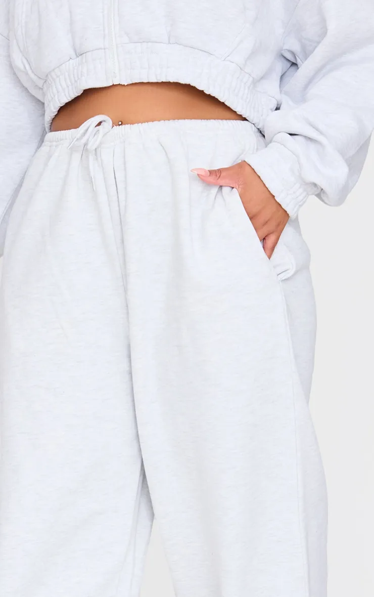 Plus Grey Premium Thin Waistband Straight Leg Sweat Joggers sold by Pretty Little Thing product image thumbnail 4