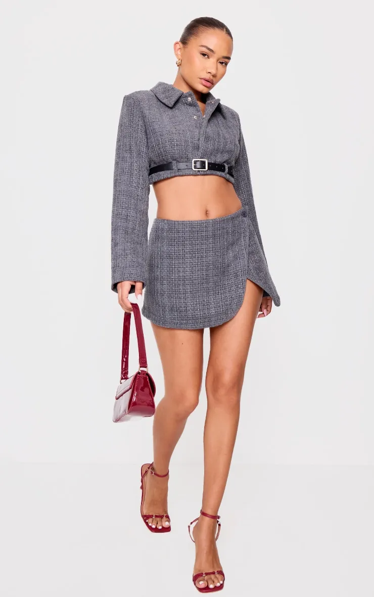 Petite Grey Textured Woven Belt Detail Cropped Blazer sold by Pretty Little Thing product image thumbnail 3