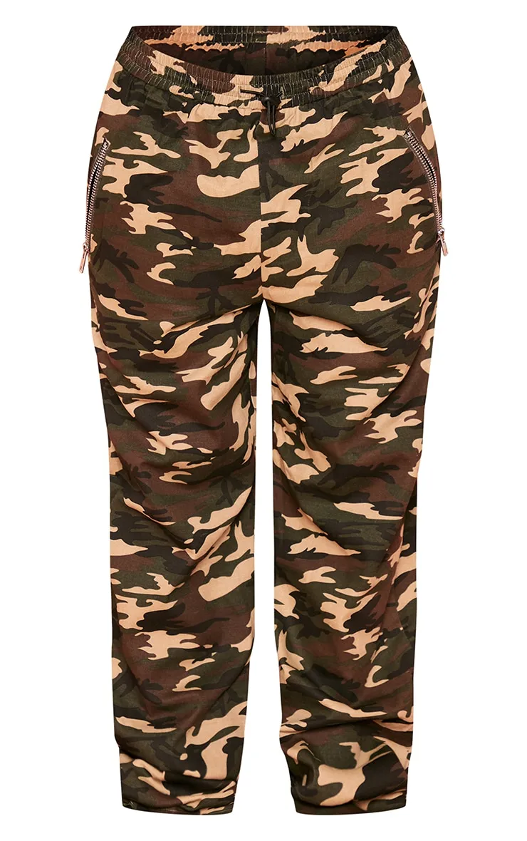 Shape Green Camo Print Low Rise Cargo Joggers sold by Pretty Little Thing product image thumbnail 5