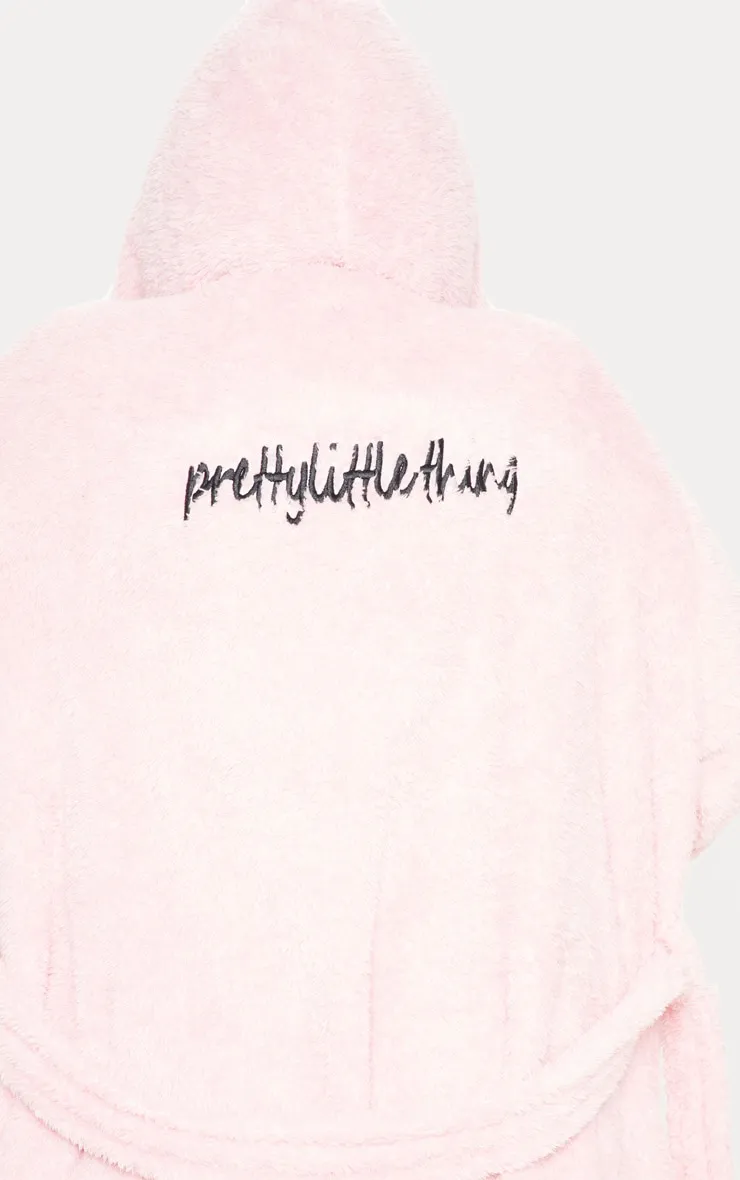PRETTYLITTLETHING Plus Pink Fluffy Dressing Gown sold by Pretty Little Thing product image thumbnail 5