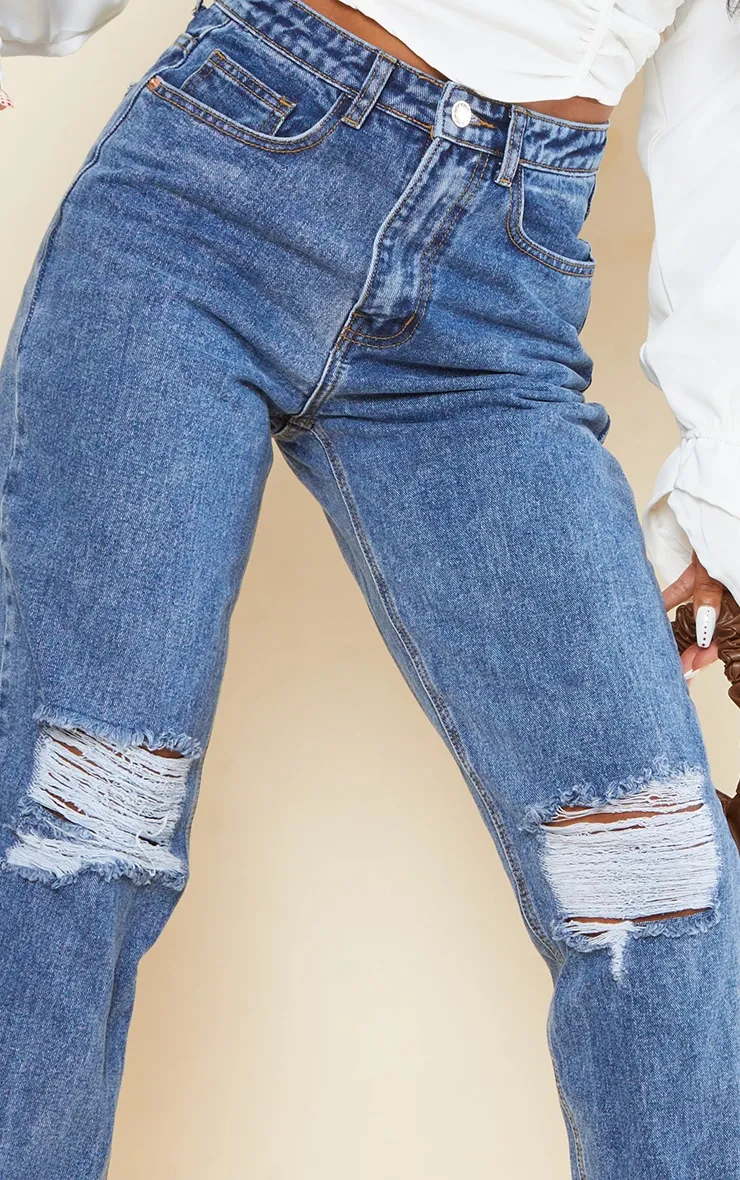 PRETTYLITTLETHING Dark Blue Knee Rip Mom Jeans sold by Pretty Little Thing product image thumbnail 4
