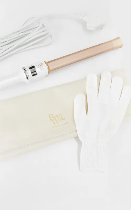 Beauty Works Flat Iron Wave Bar 25mm sold by Pretty Little Thing