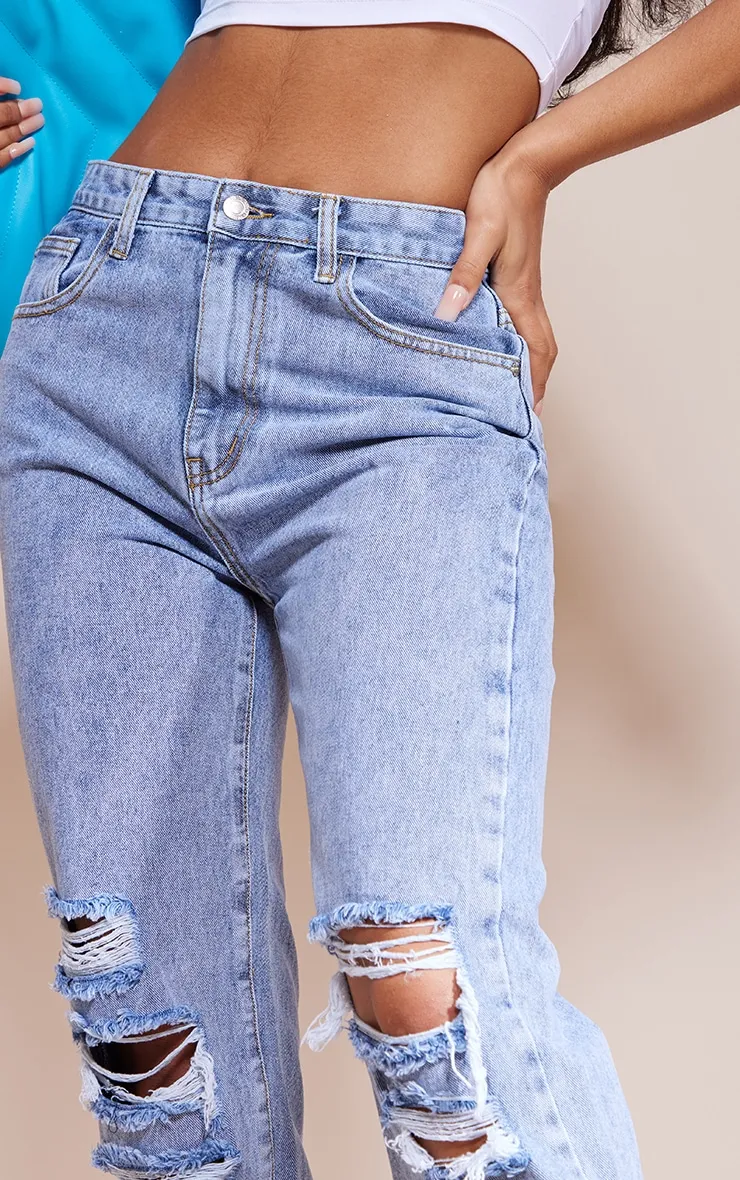 Mid Blue Vintage Wash Ripped Straight Leg Jeans sold by Pretty Little Thing product image thumbnail 4
