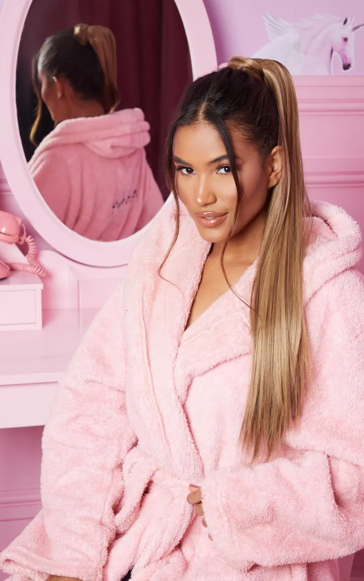 LullaBellz Grande Lengths 26" Straight Wraparound Pony Mellow Brown sold by Pretty Little Thing