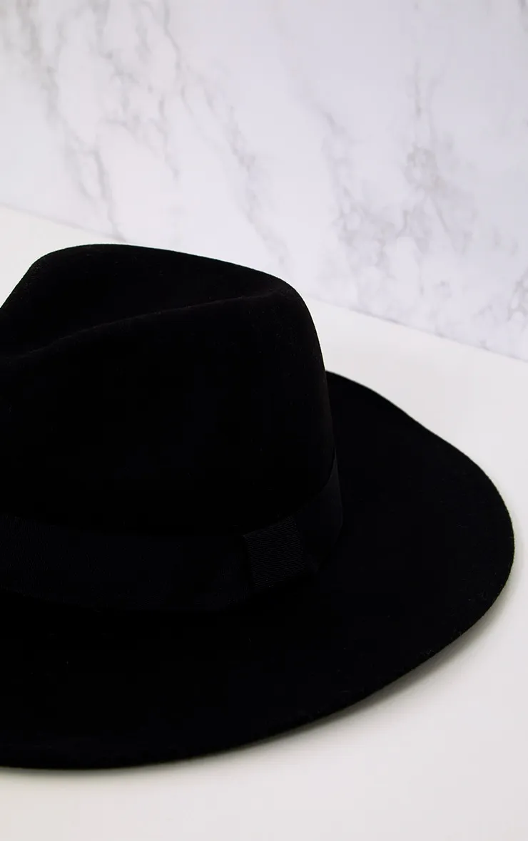 Basic Black Fedora Hat sold by Pretty Little Thing product image thumbnail 5