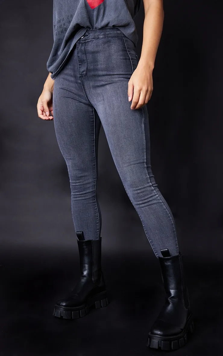 PRETTYLITTLETHING L30 Washed Black Disco Skinny Jeans sold by Pretty Little Thing product image thumbnail 2