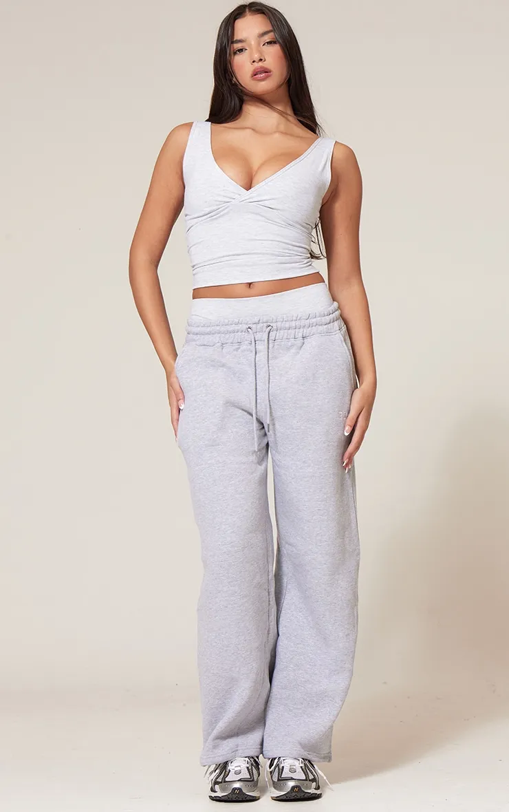 Ash Grey Marl Sculpt V Front Longline Padded Sports Bra sold by Pretty Little Thing product image thumbnail 3