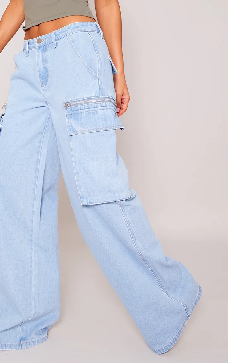 Light Blue Wash Pocket Zip Detail Wide Leg Jeans sold by Pretty Little Thing product image thumbnail 4