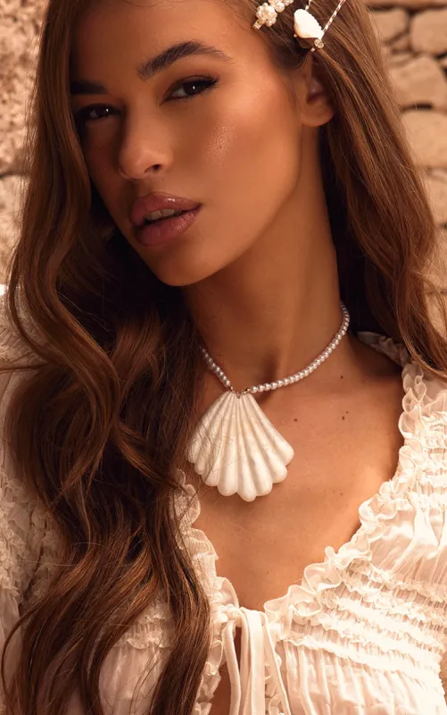 Pearl Statement Shell Necklace sold by Pretty Little Thing