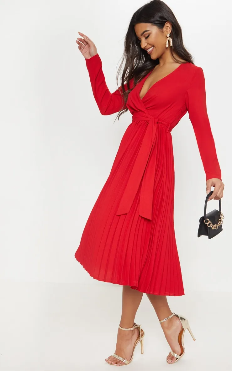 Red Long Sleeve Pleated Midi Dress sold by Pretty Little Thing product image thumbnail 3