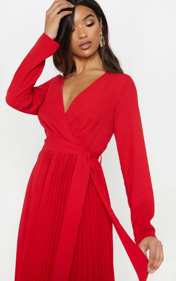 Red Long Sleeve Pleated Midi Dress sold by Pretty Little Thing product image thumbnail 4