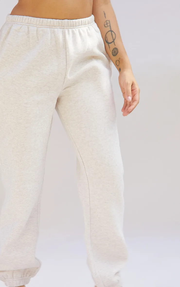 Petite Light Grey Oatmeal Basic Cuffed Hem Joggers sold by Pretty Little Thing product image thumbnail 4