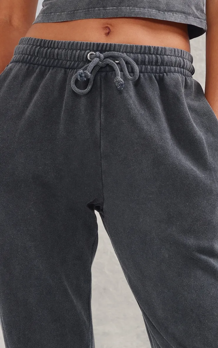 Charcoal High Waisted Cuffed Joggers sold by Pretty Little Thing product image thumbnail 4