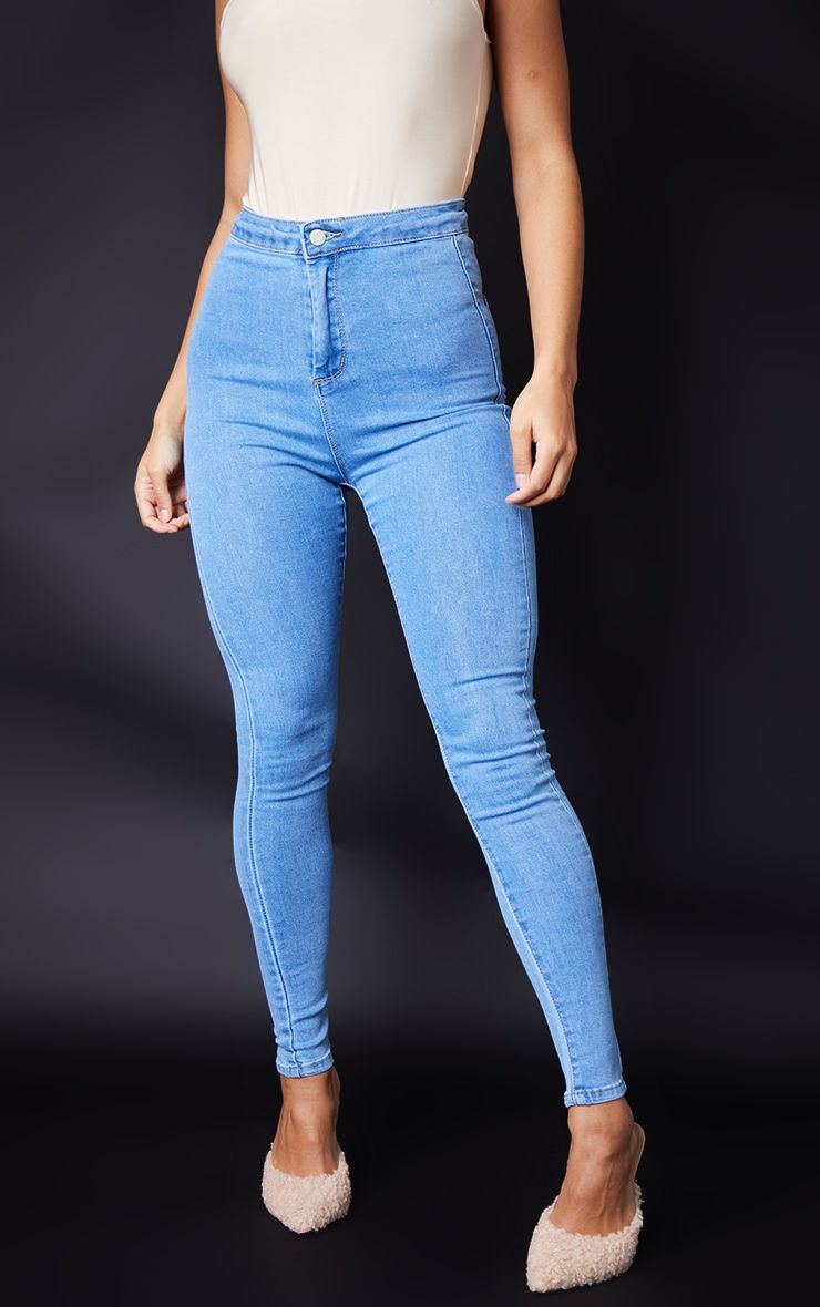 PRETTYLITTLETHING L30 Light Wash Skinny Disco Jeans sold by Pretty Little Thing product image thumbnail 2