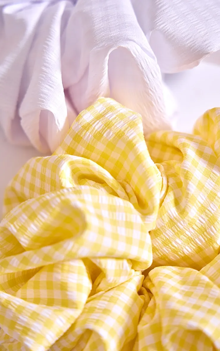 Multi Gingham 2 Pack Scrunchies sold by Pretty Little Thing product image thumbnail 3