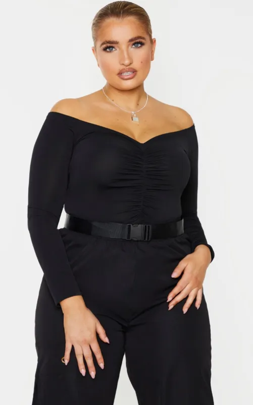 Plus Black Slinky Ruched Front Long Sleeve Crop Top sold by Pretty Little Thing