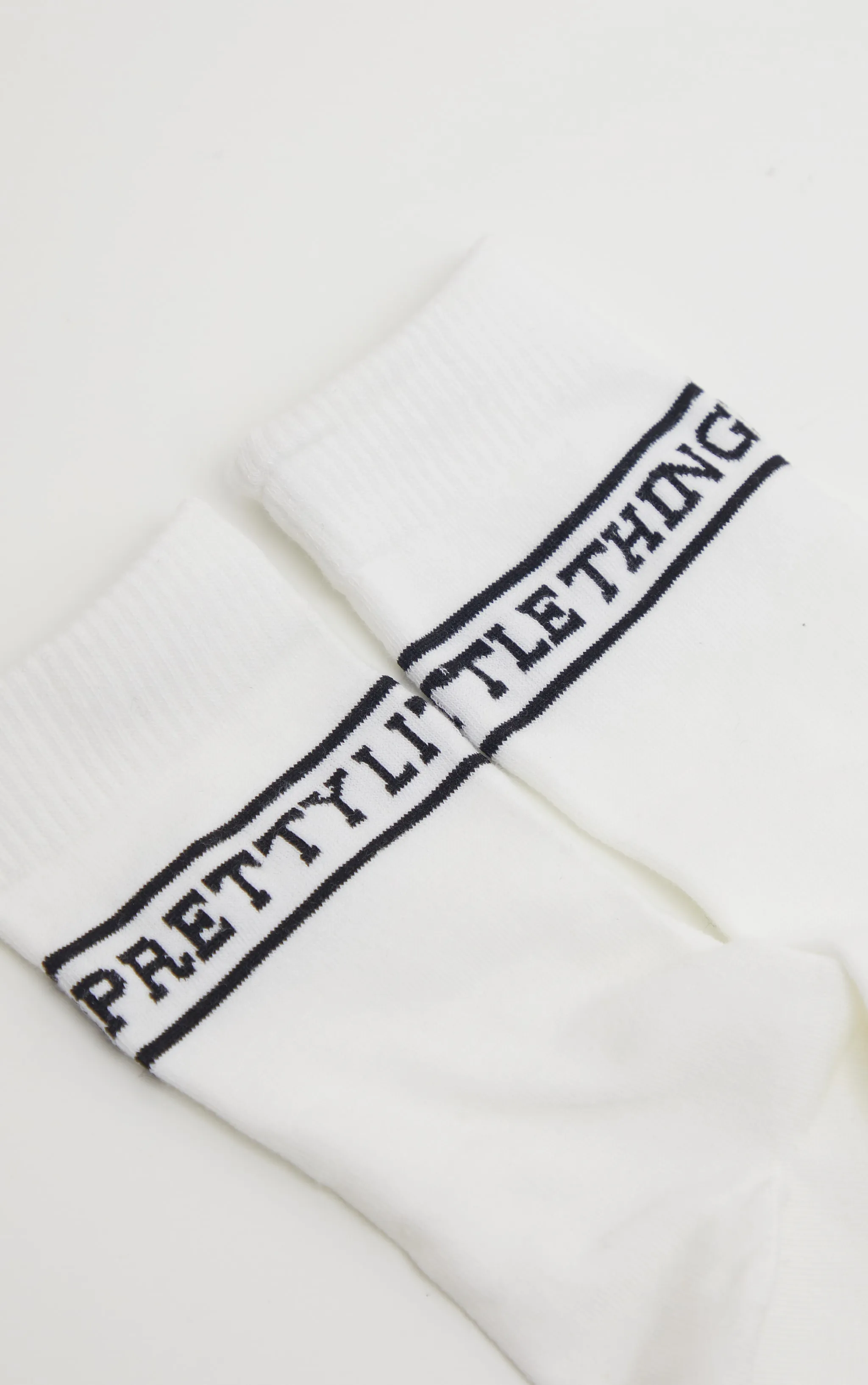 PRETTYLITTLETHING Logo White Ankle Socks sold by Pretty Little Thing product image thumbnail 3