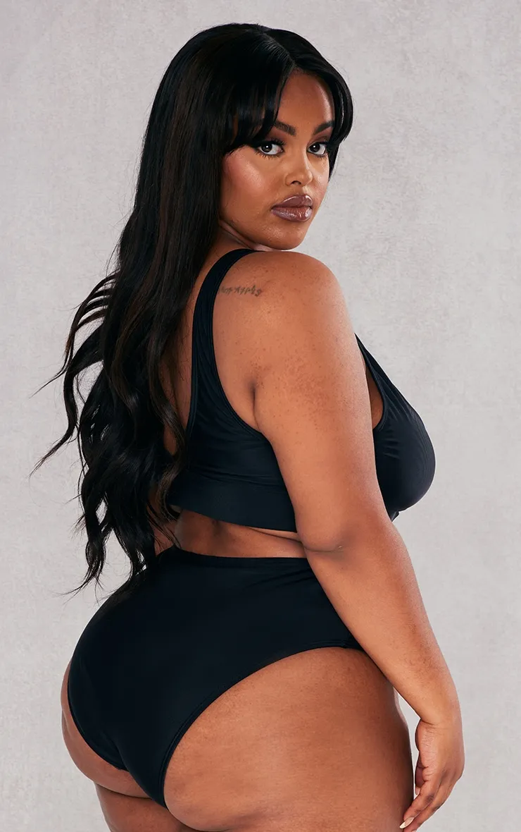 Plus Black Mix & Match Plunge Front Bikini Top sold by Pretty Little Thing product image thumbnail 2