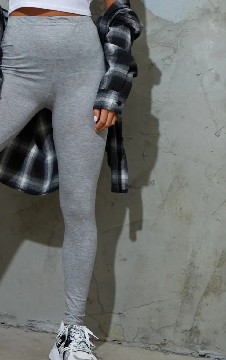 Petite Clarinda Grey Basic Leggings sold by Pretty Little Thing product image thumbnail 4