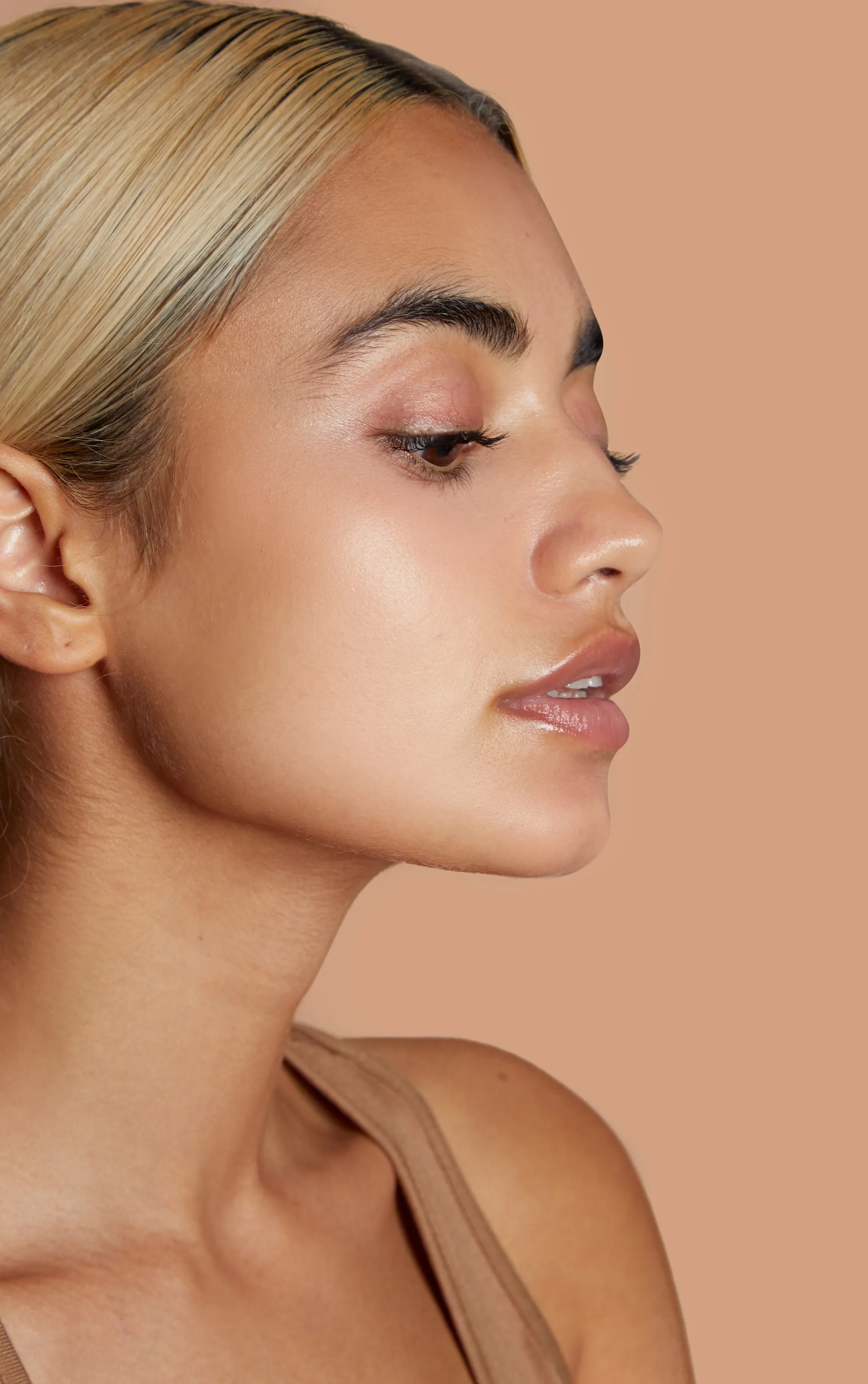 Maybelline Eraser Eye Concealer 01 Light sold by Pretty Little Thing product image thumbnail 3