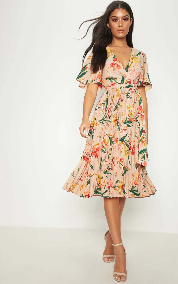 Pink Floral Pleated Midi Dress sold by Pretty Little Thing product image thumbnail 3