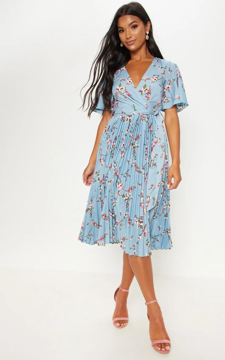 Dusty Blue Floral Pleated Midi Dress sold by Pretty Little Thing product image thumbnail 4