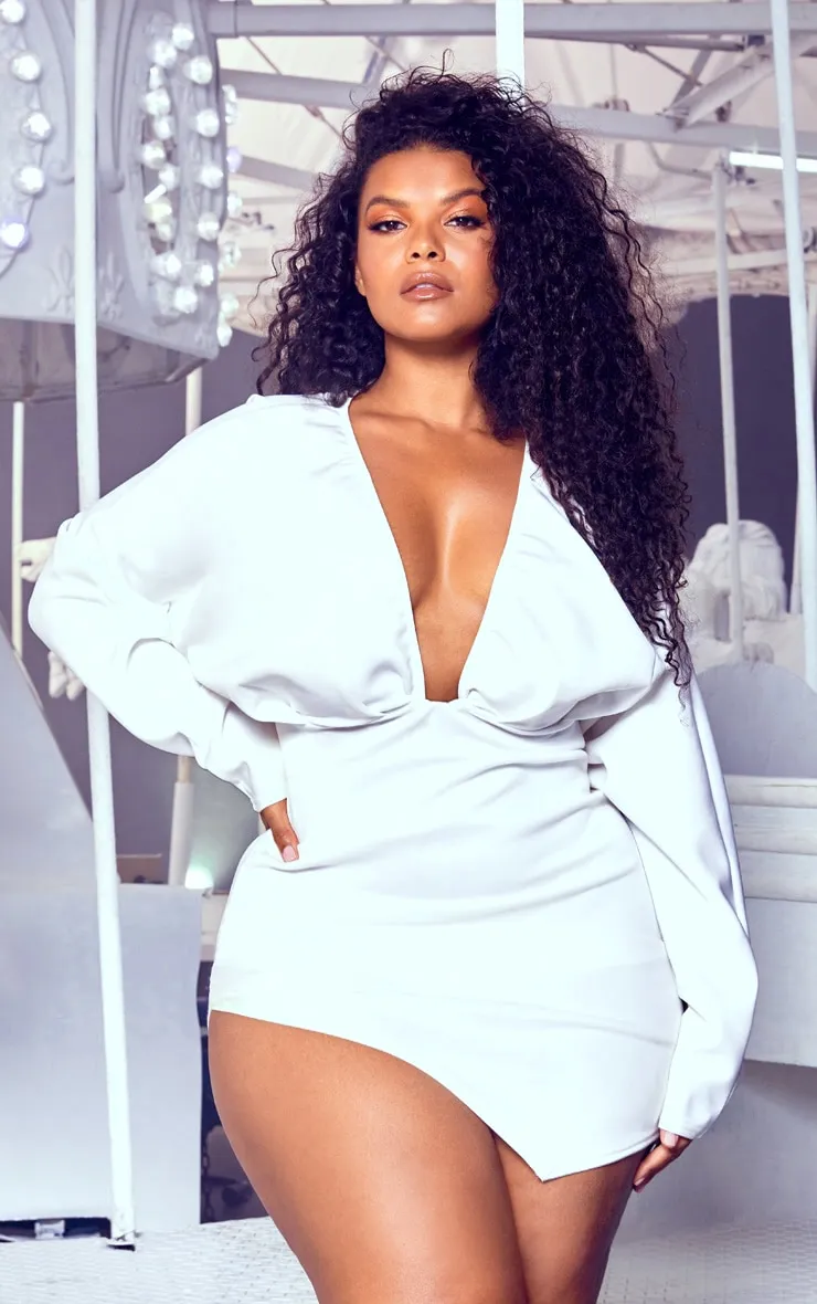 Plus White Pleated Balloon Sleeve Bodycon Dress sold by Pretty Little Thing