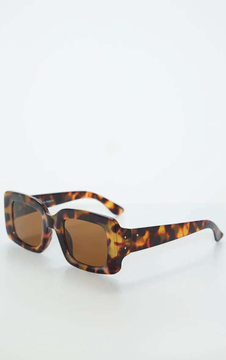 Tortoiseshell Rectangle Thick Frame Sunglasses sold by Pretty Little Thing product image thumbnail 3