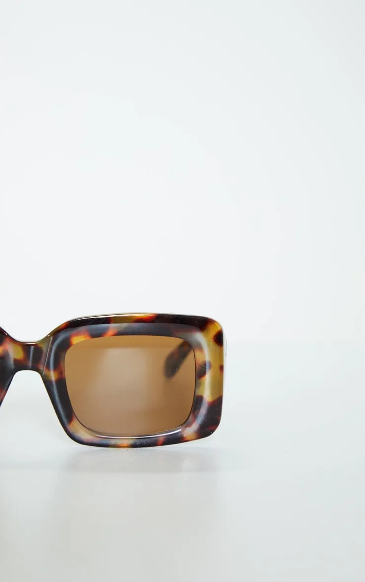 Tortoiseshell Rectangle Thick Frame Sunglasses sold by Pretty Little Thing product image thumbnail 4
