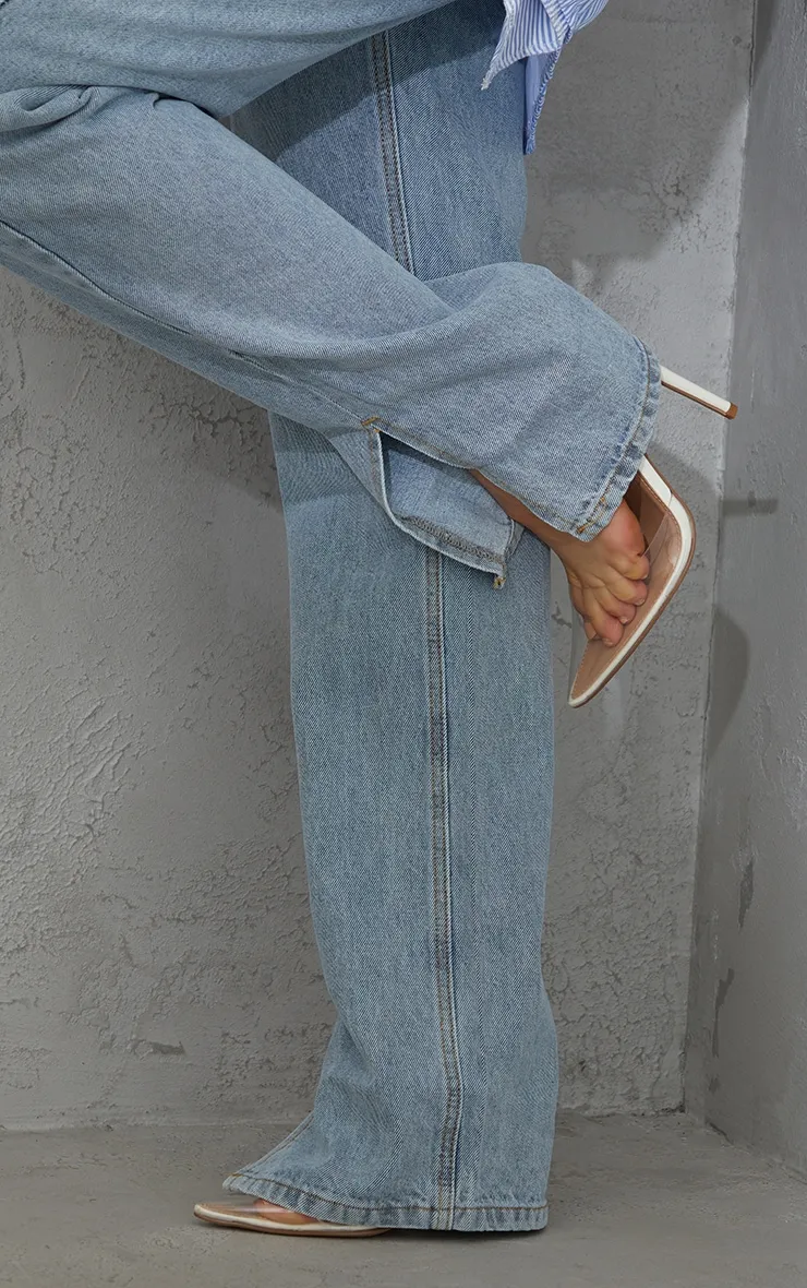 Maternity Light Blue Wash Split Hem Jeans sold by Pretty Little Thing product image thumbnail 4
