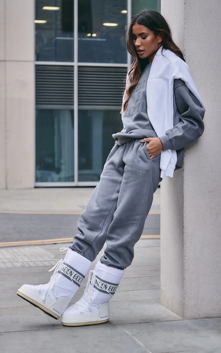 MOON BOOT White Classic sold by Pretty Little Thing product image thumbnail 2