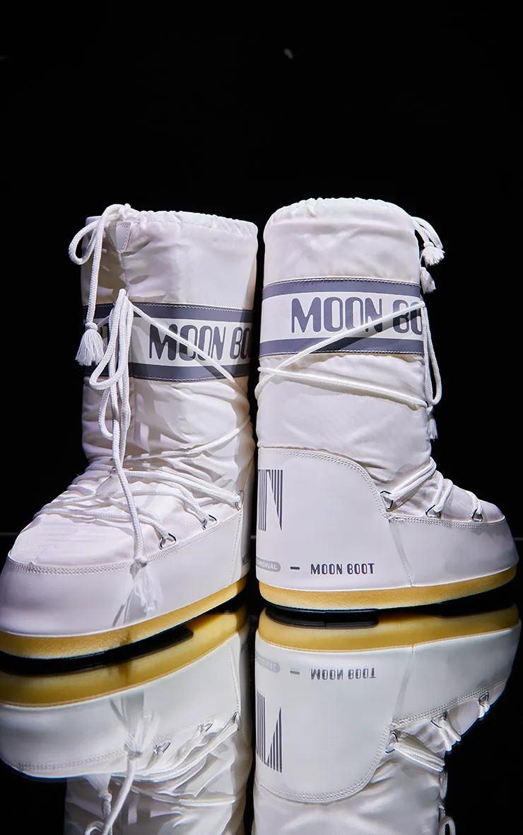 MOON BOOT White Classic sold by Pretty Little Thing product image thumbnail 4