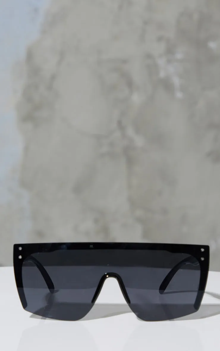 Black Oversized Semi Rimless Visor sold by Pretty Little Thing product image thumbnail 2